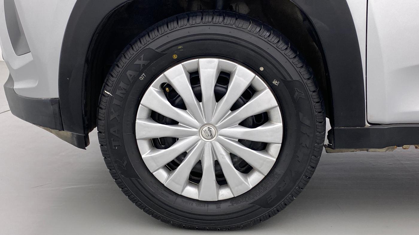 2018 Mahindra KUV 100 NXT K4+ D 6 SEATER, Diesel, Manual, 77,634 km, Left Front Wheel