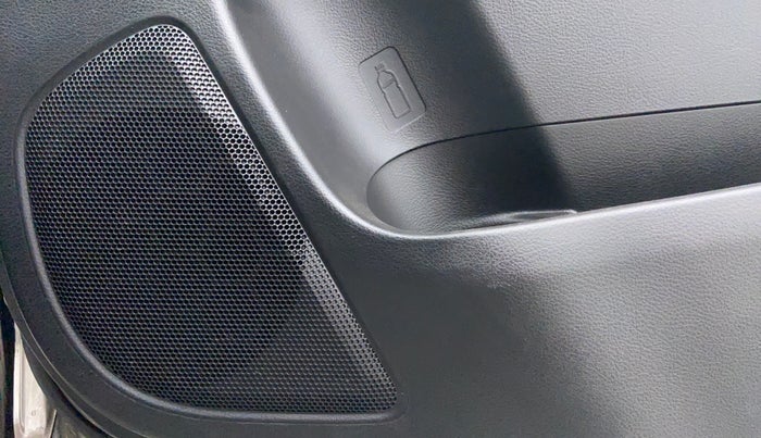 2020 Maruti XL6 ALPHA AT SHVS, Petrol, Automatic, 11,548 km, Speakers