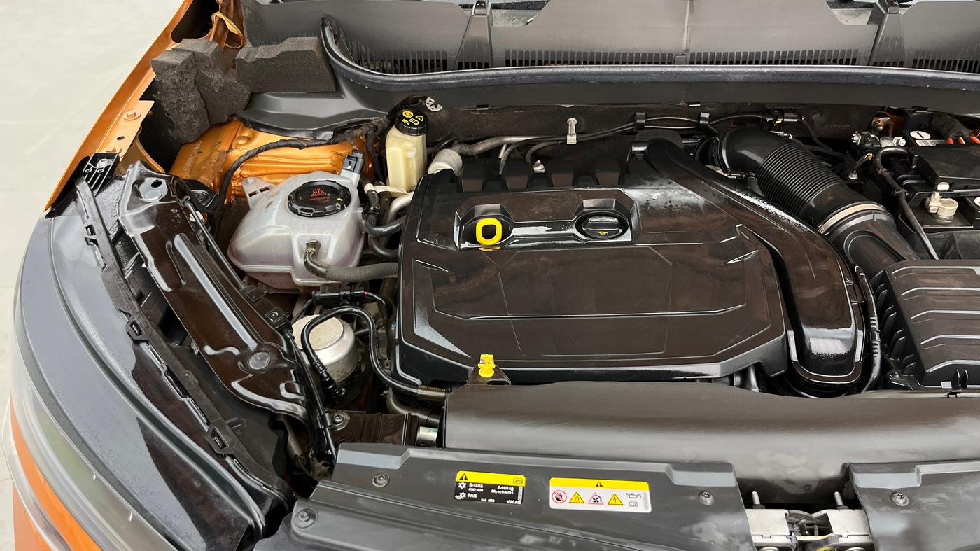 2022 Skoda KUSHAQ STYLE 1.5L TSI DSG, Petrol, Automatic, 13,307 km, Engine View - Right