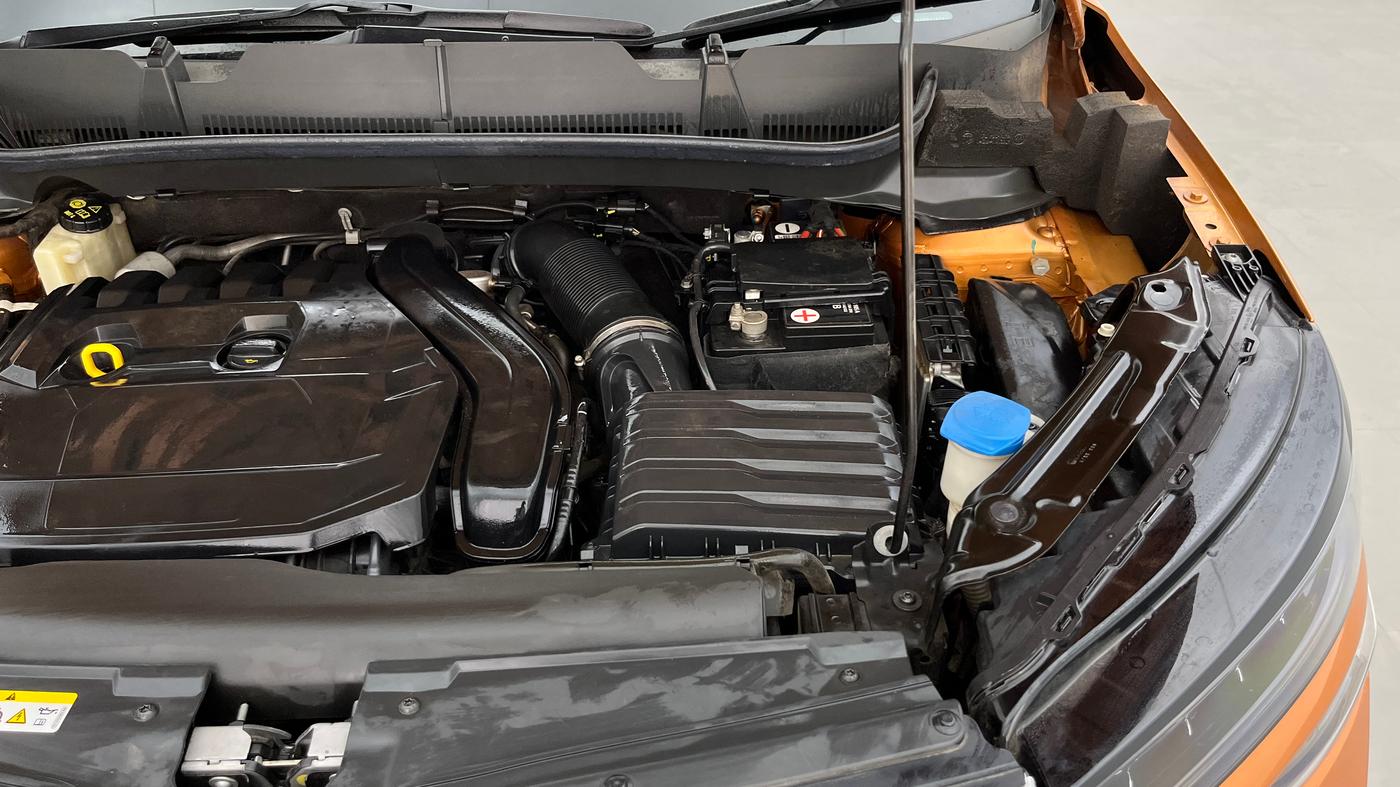 2022 Skoda KUSHAQ STYLE 1.5L TSI DSG, Petrol, Automatic, 13,307 km, Engine View - Left