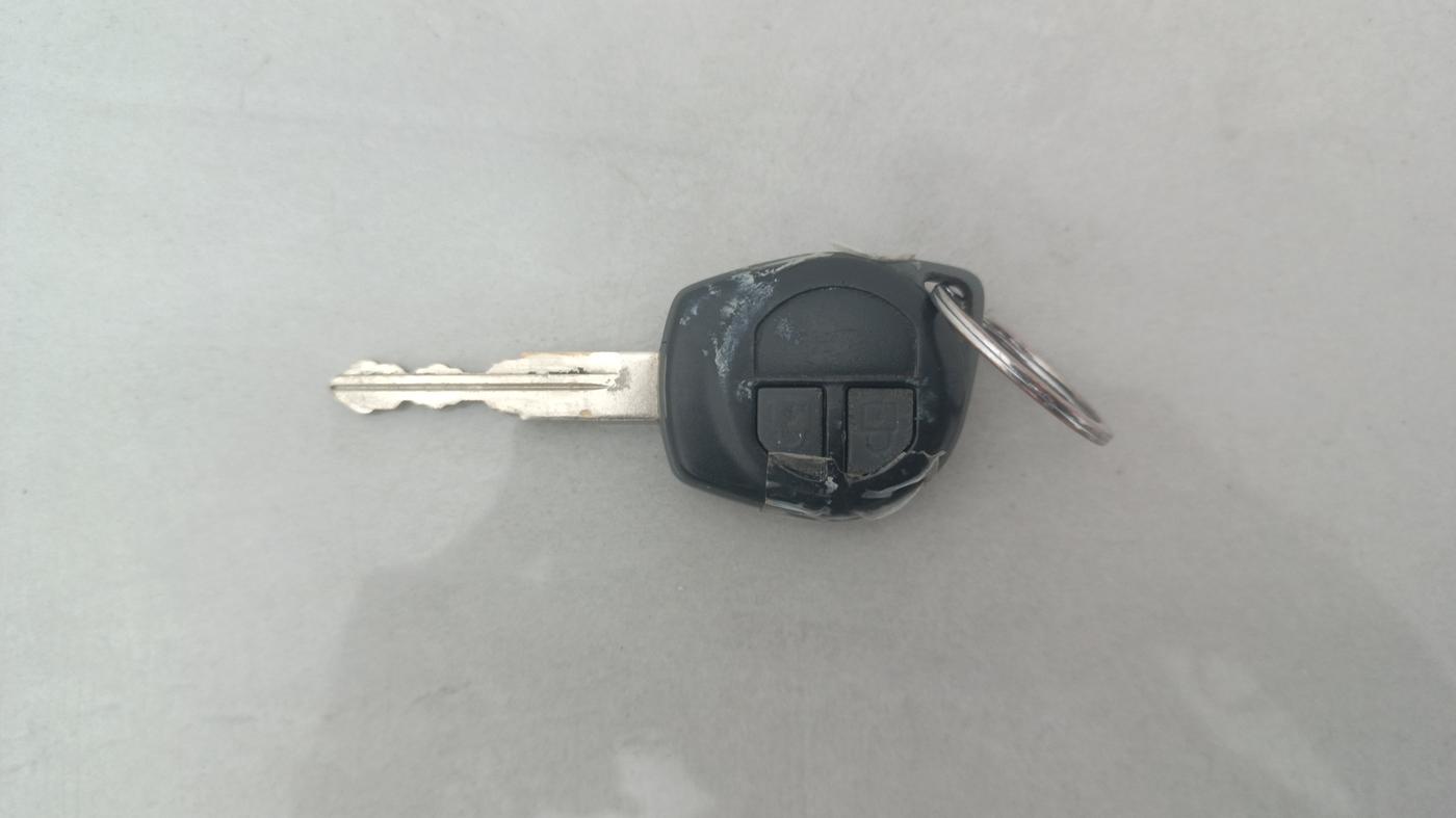 2013 Maruti Wagon R 1.0 VXI, Petrol, Manual, 69,184 km, Key Close Up