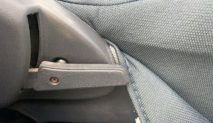 2013 Maruti Alto 800 LXI, Petrol, Manual, 18,143 km, Driver Side Adjustment Panel