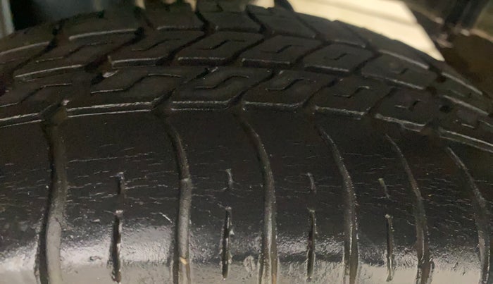 2013 Maruti Alto 800 LXI, Petrol, Manual, 18,143 km, Left Rear Tyre Tread