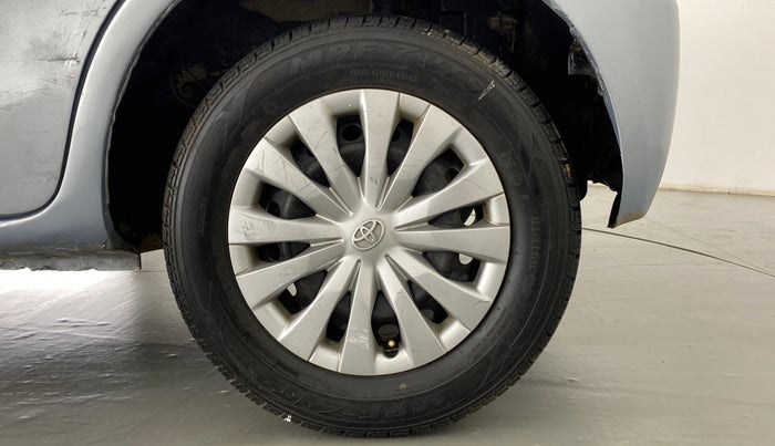 2013 Toyota Etios Liva G, Petrol, Manual, 77,156 km, Left Rear Wheel