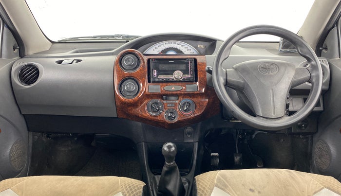 2013 Toyota Etios Liva G, Petrol, Manual, 77,156 km, Dashboard