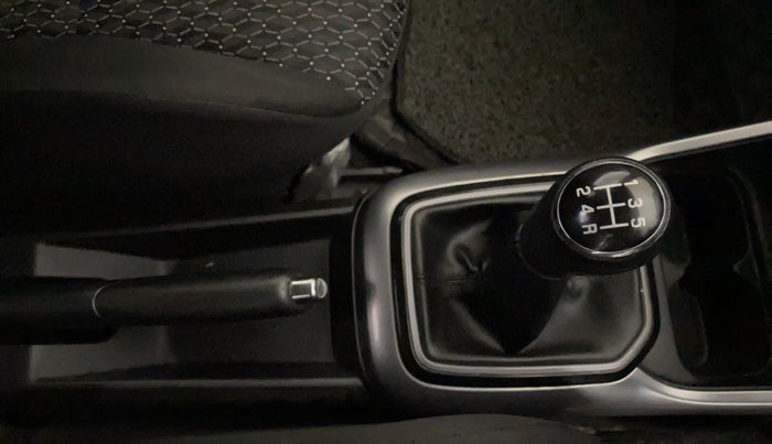 2022 Maruti IGNIS DELTA 1.2, Petrol, Manual, 68,812 km, Gear Lever