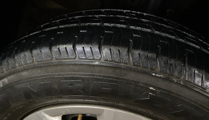 2015 Volkswagen Polo TRENDLINE 1.2L PETROL, Petrol, Manual, 71,162 km, Right Front Tyre Tread