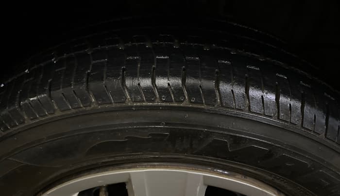 2015 Volkswagen Polo TRENDLINE 1.2L PETROL, Petrol, Manual, 71,162 km, Left Front Tyre Tread