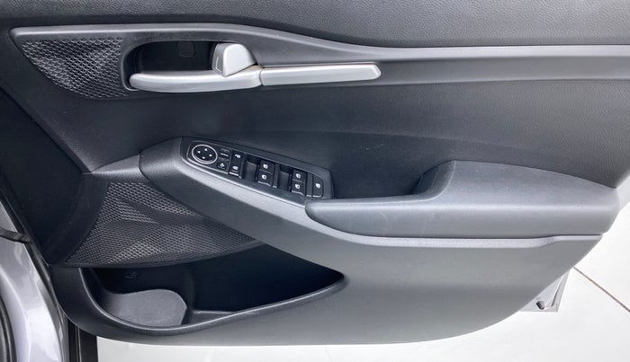 2020 KIA SELTOS HTK PLUS 1.5 DIESEL, Diesel, Manual, 46,553 km, Driver Side Door Panels Control