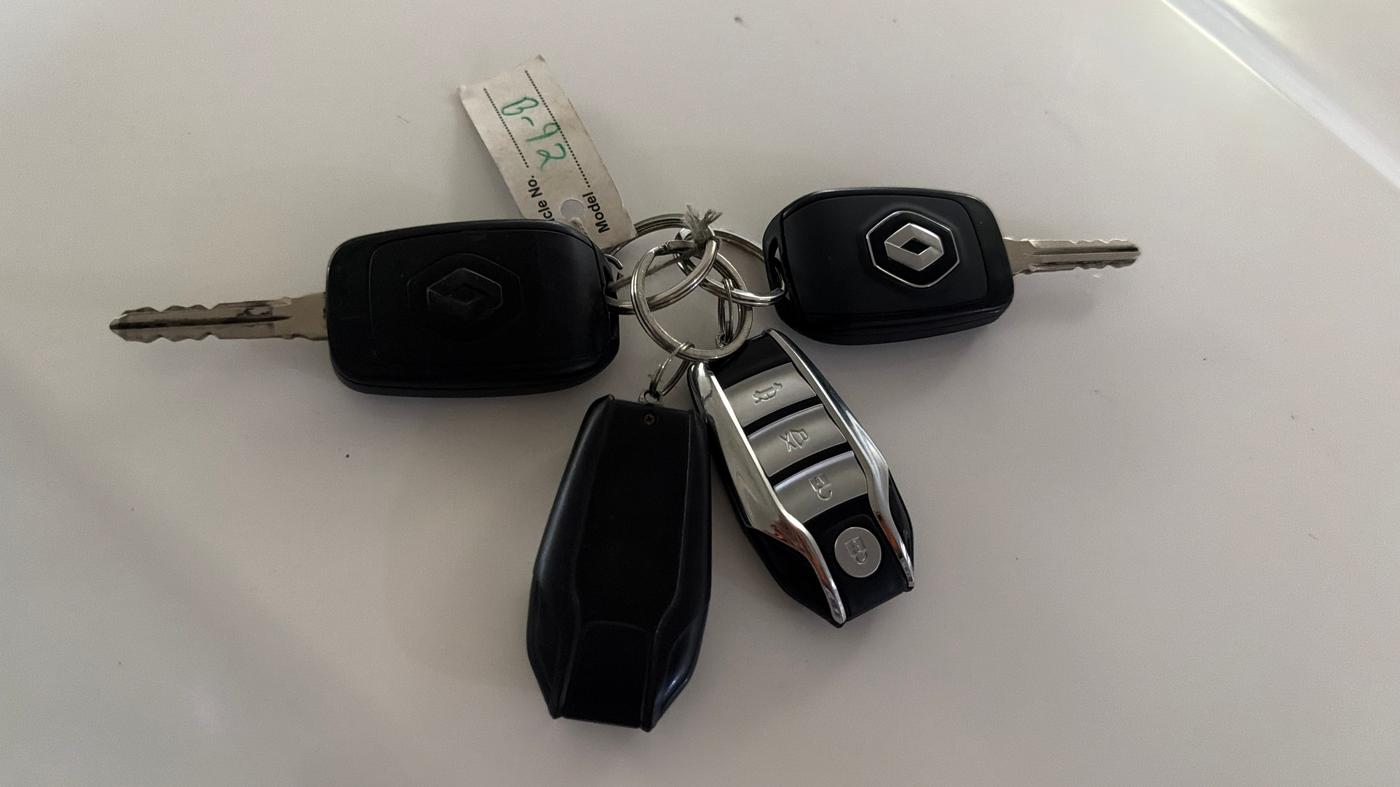 2021 Renault TRIBER RXE MT, Petrol, Manual, 30,126 km, Key Close Up