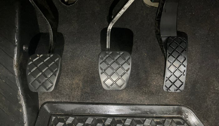 2023 Skoda KUSHAQ AMBITION 1.5 TSI MT, Petrol, Manual, 51,255 km, Pedals