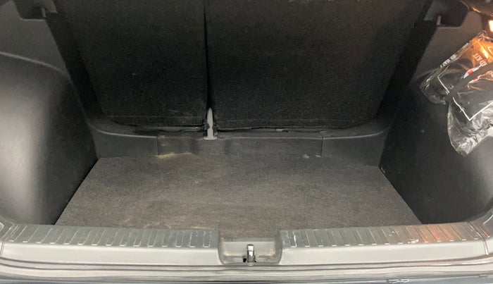 2023 Skoda KUSHAQ AMBITION 1.5 TSI MT, Petrol, Manual, 51,255 km, Boot Inside