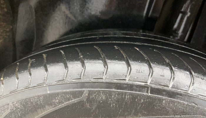 2023 Skoda KUSHAQ AMBITION 1.5 TSI MT, Petrol, Manual, 51,255 km, Left Rear Tyre Tread