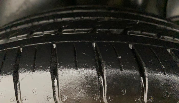 2016 Hyundai Creta S 1.6 PETROL, Petrol, Manual, 48,120 km, Left Rear Tyre Tread