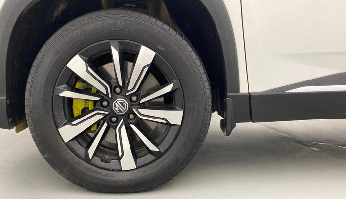 2019 MG HECTOR SHARP 2.0 DIESEL, Diesel, Manual, 30,490 km, Left Front Wheel
