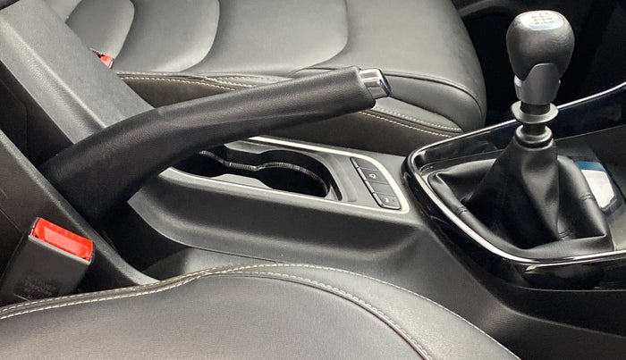 2019 MG HECTOR SHARP 2.0 DIESEL, Diesel, Manual, 30,490 km, Gear Lever