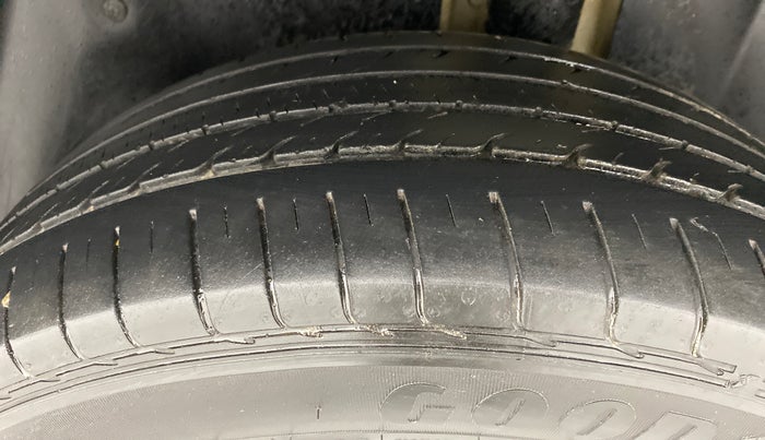 2019 MG HECTOR SHARP 2.0 DIESEL, Diesel, Manual, 30,490 km, Left Rear Tyre Tread