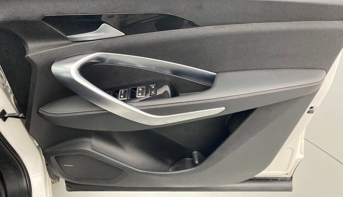 2019 MG HECTOR SHARP 2.0 DIESEL, Diesel, Manual, 30,490 km, Driver Side Door Panels Control
