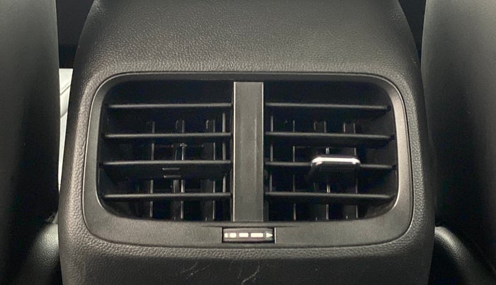 2019 MG HECTOR SHARP 2.0 DIESEL, Diesel, Manual, 30,490 km, Rear AC Vents