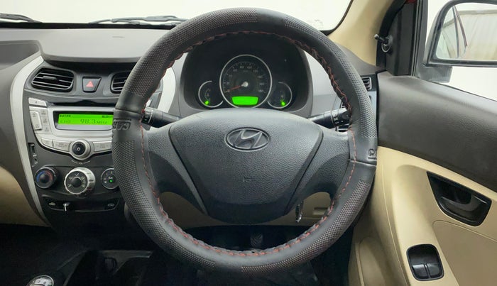 2013 Hyundai Eon MAGNA +, Petrol, Manual, 41,683 km, Steering Wheel Close Up