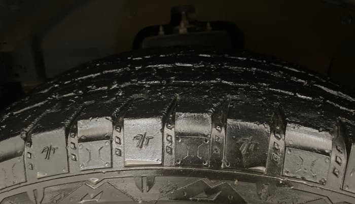 2024 Mahindra Thar LX P 2WD AT HT, Petrol, Automatic, 36,926 km, Left Front Tyre Tread
