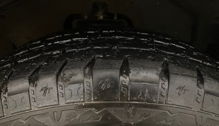 2024 Mahindra Thar LX P 2WD AT HT, Petrol, Automatic, 36,926 km, Right Front Tyre Tread