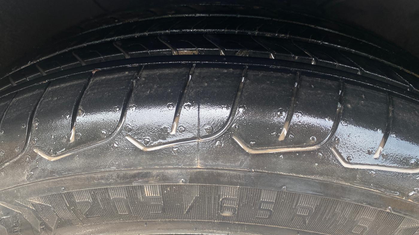2016 Hyundai Creta S 1.6 PETROL, Petrol, Manual, 30,935 km, Left Front Tyre Tread