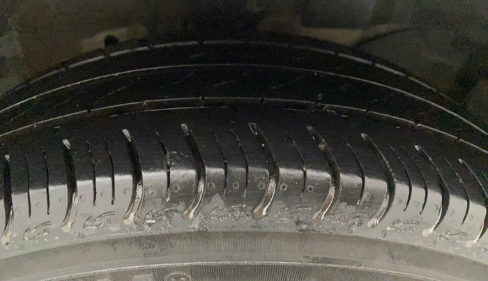 2021 Honda Amaze 1.2L I-VTEC VX CVT, Petrol, Automatic, 23,146 km, Right Front Tyre Tread