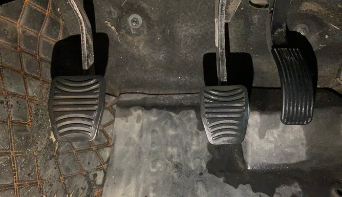 2023 Mahindra Thar LX HT PETROL 4WD MT, Petrol, Manual, 60,198 km, Pedals