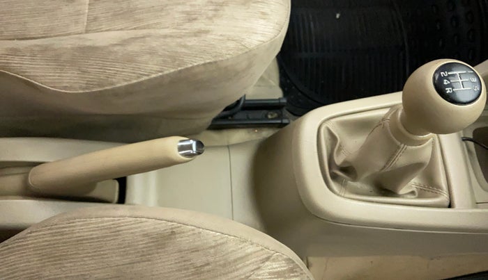 2014 Maruti Ertiga VXI CNG, CNG, Manual, 80,957 km, Gear Lever