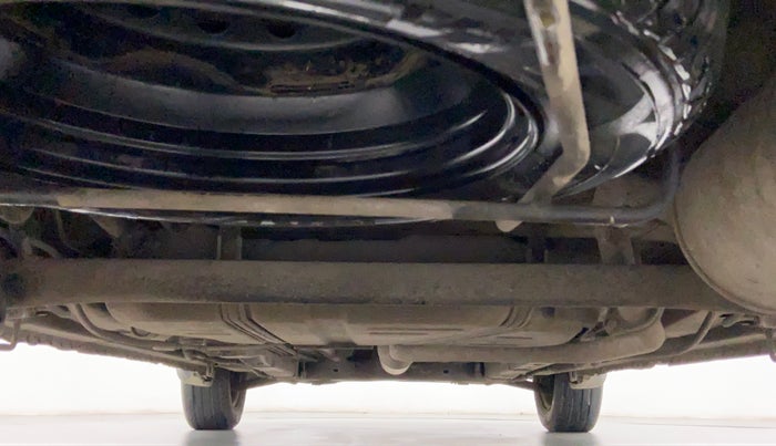 2014 Maruti Ertiga VXI CNG, CNG, Manual, 80,957 km, Rear Underbody