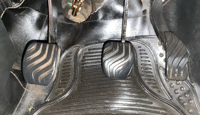 2016 Renault Kwid RXT 0.8, Petrol, Manual, 85,403 km, Pedals