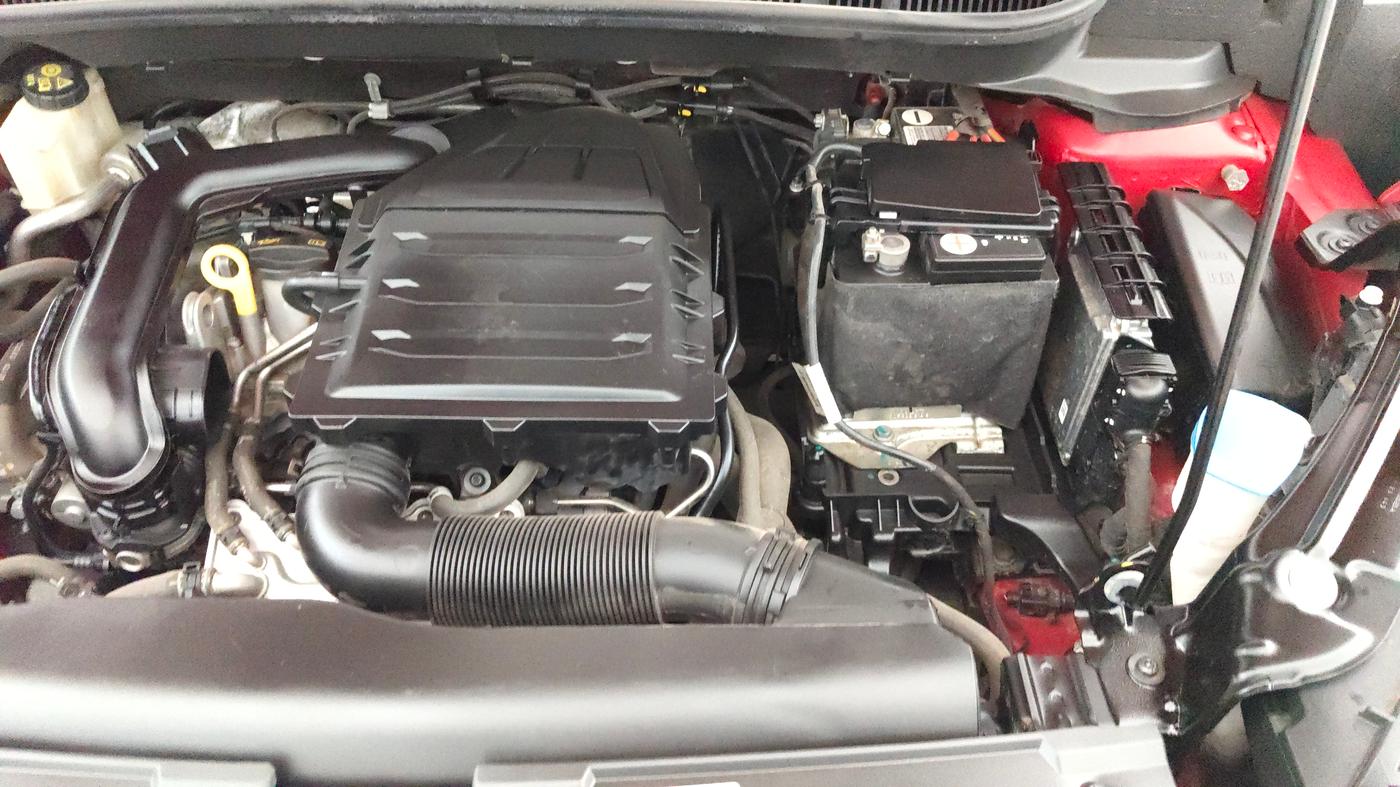 2023 Skoda KUSHAQ AMBITION 1.0L TSI MT, Petrol, Manual, 25,167 km, Engine View - Left