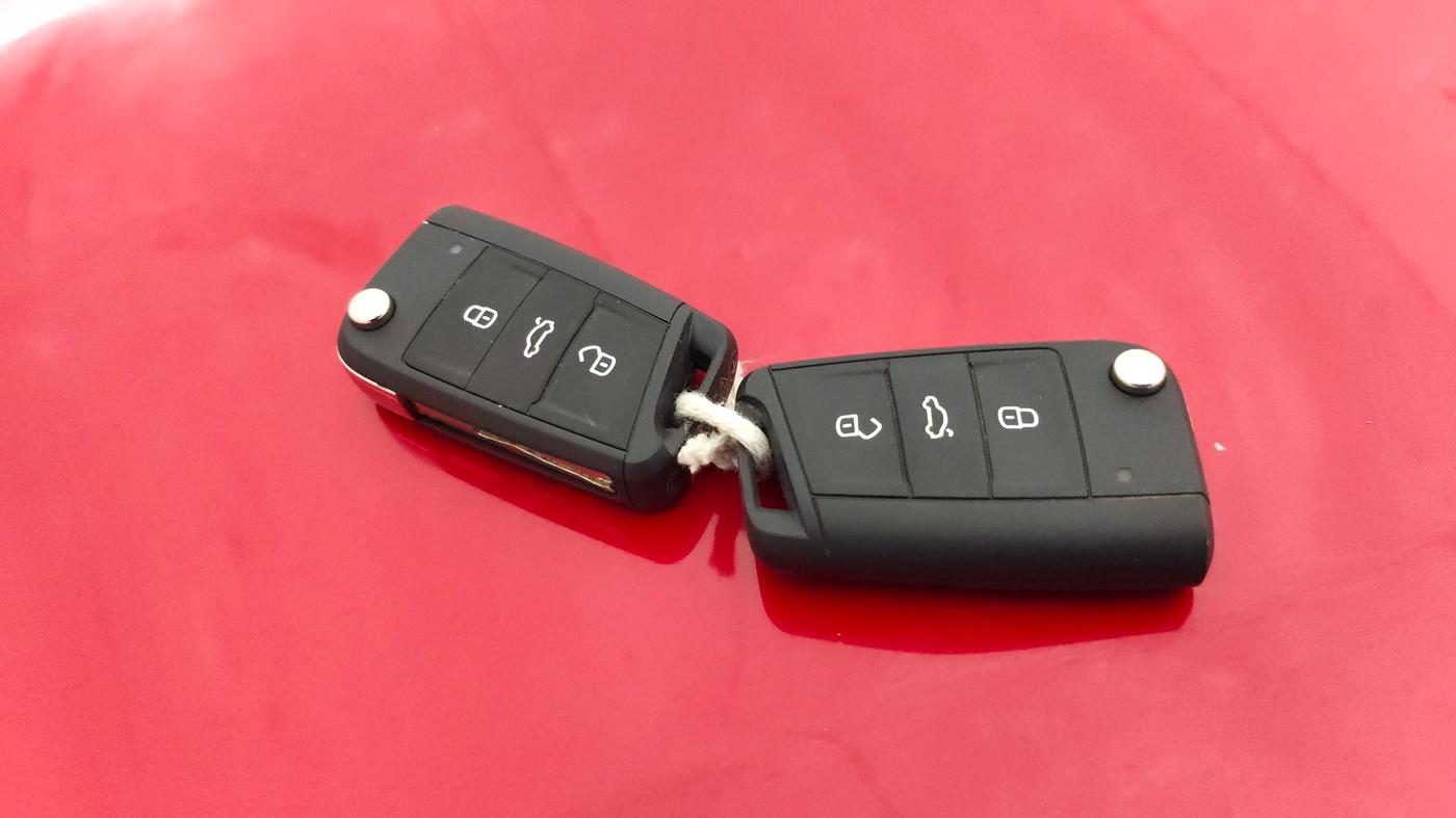 2023 Skoda KUSHAQ AMBITION 1.0L TSI MT, Petrol, Manual, 25,167 km, Key Close Up