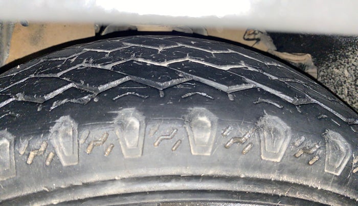 2022 Mahindra BOLERO NEO N10 R, Diesel, Manual, 48,901 km, Right Front Tyre Tread