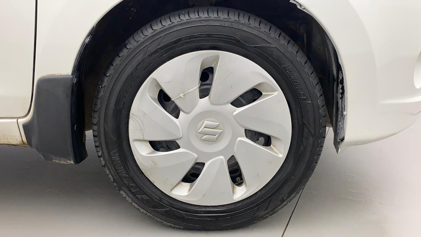 2016 Maruti Celerio VXI (O), Petrol, Manual, 74,862 km, Right Front Wheel