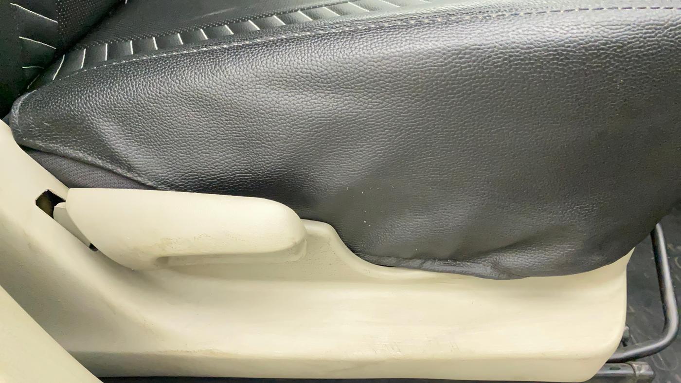 2016 Maruti Celerio VXI (O), Petrol, Manual, 74,862 km, Driver Side Adjustment Panel