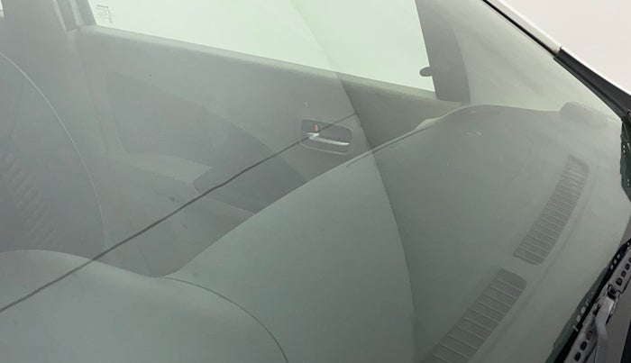 2016 Maruti Celerio VXI (O), Petrol, Manual, 74,862 km, Front windshield - Minor spot on windshield