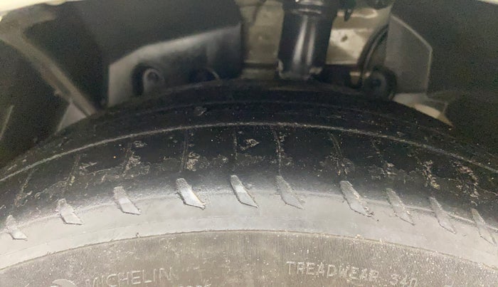 2015 Ford Ecosport TITANIUM 1.5L PETROL AT, Petrol, Automatic, 90,616 km, Left Front Tyre Tread
