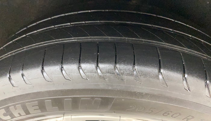 2015 Ford Ecosport TITANIUM 1.5L PETROL AT, Petrol, Automatic, 90,616 km, Left Rear Tyre Tread