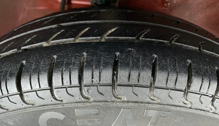 2018 Maruti Alto 800 LXI, Petrol, Manual, 36,397 km, Right Front Tyre Tread