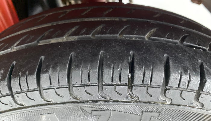 2018 Maruti Alto 800 LXI, Petrol, Manual, 36,397 km, Left Rear Tyre Tread