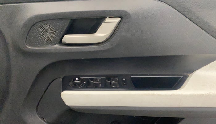 2023 Tata PUNCH CREATIVE  MT, Petrol, Manual, 72,599 km, Driver Side Door Panels Control