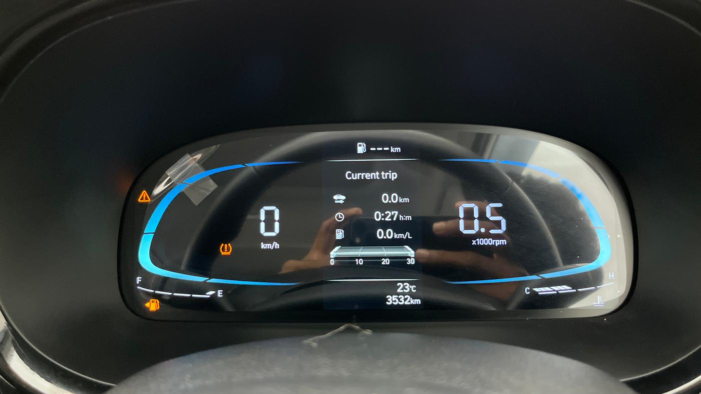 2024 Hyundai EXTER SX(O), Petrol, Manual, 3,531 km, Odometer Image