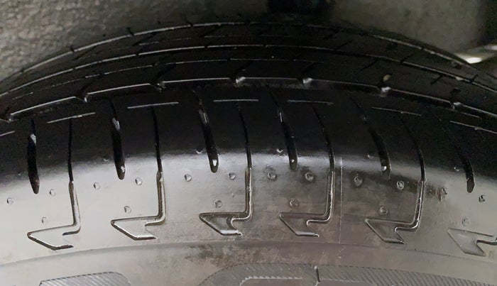2022 Maruti Celerio VXI CNG D, CNG, Manual, 1,961 km, Right Rear Tyre Tread