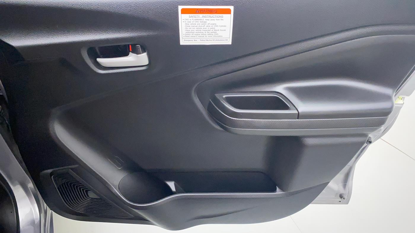 2022 Maruti Celerio VXI CNG D, CNG, Manual, 1,961 km, Driver Side Door Panels Control