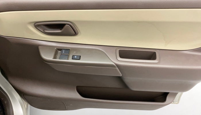 2010 Maruti Zen Estilo LXI, Petrol, Manual, 25,828 km, Driver Side Door Panels Control