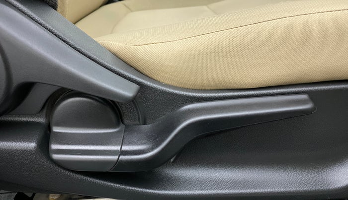 2018 Honda Amaze 1.2 SMT I VTEC, Petrol, Manual, 14,318 km, Driver Side Adjustment Panel