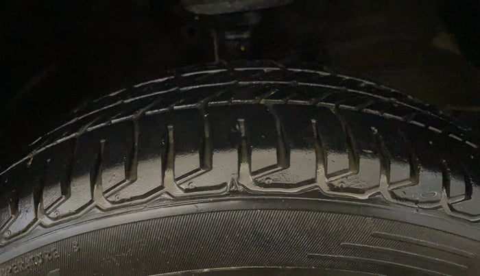 2023 Maruti Alto K10 VXI CNG, CNG, Manual, 25,717 km, Right Front Tyre Tread