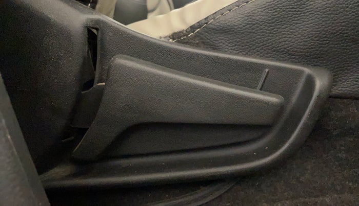 2023 Maruti Alto K10 VXI CNG, CNG, Manual, 25,717 km, Driver Side Adjustment Panel